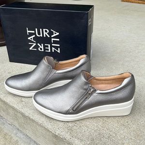 Weekend sale!NWB Naturalizer Sierra, Pewter slip on wedge sneakers, size 7.5